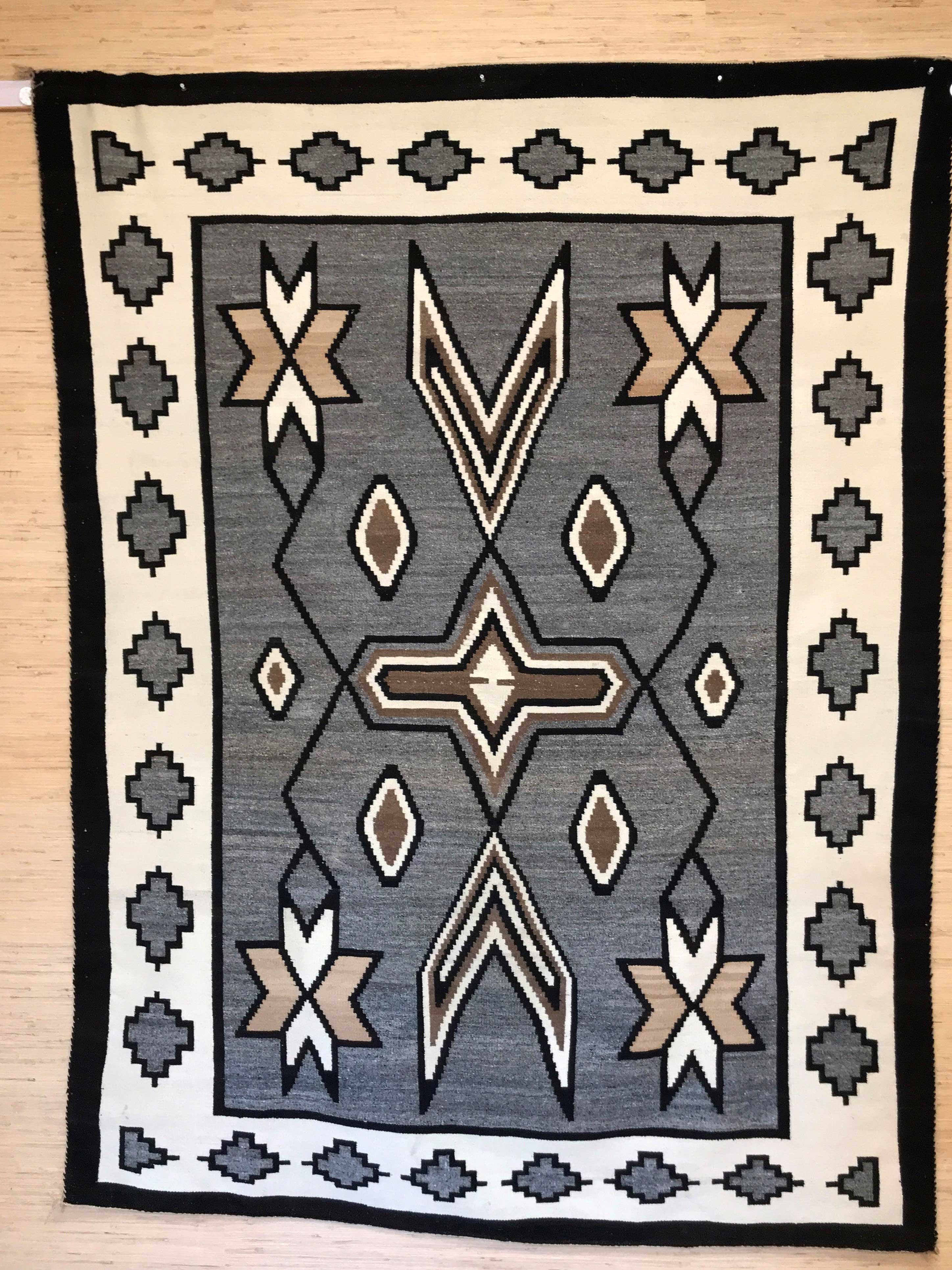 two-grey-hills-toadlena-storm-pattern-variant-navajo-rug-1166